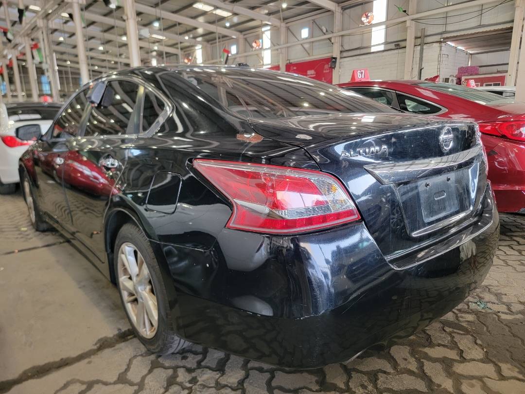 2013 NISSAN ALTIMA — 188844 Miles — Lot 39063899 — Souq - Marhaba Auctions Used Cars - Image 4