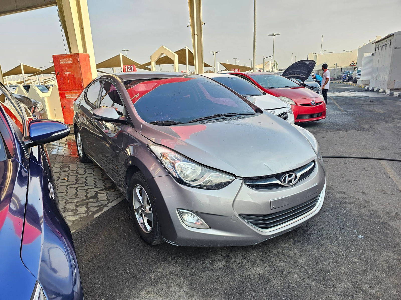 2012 HYUNDAI AVANTE — 139304 KM — Lot DBCU202582 — Souq - Marhaba Auctions Used Cars - Image 4