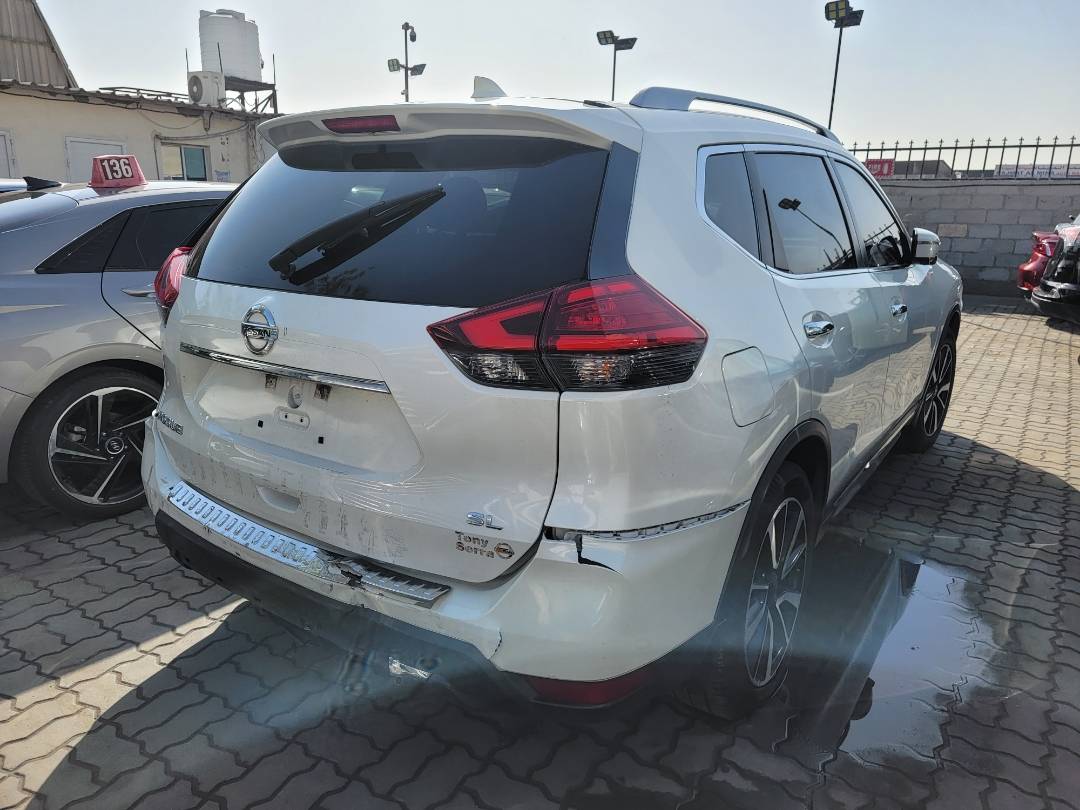 2017 NISSAN ROGUE — 167163 Miles — Lot 41135414 — Main - Marhaba Auctions Used Cars - Image 3