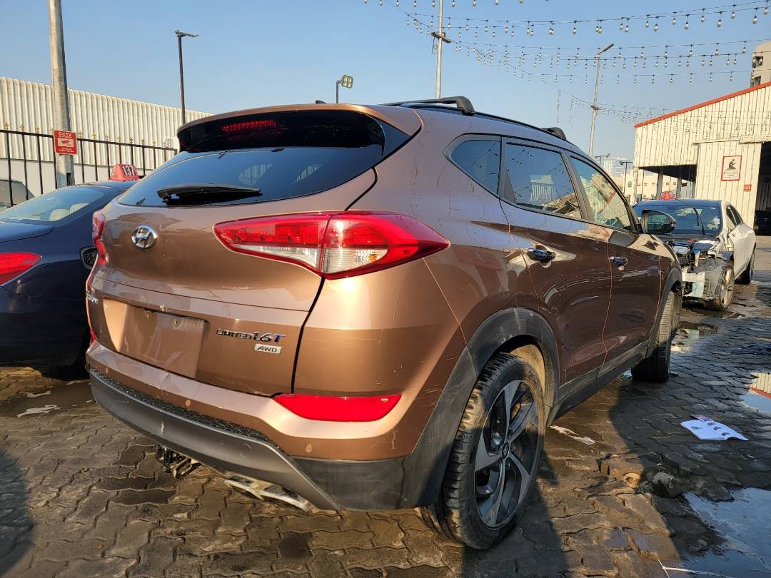 2016 HYUNDAI TUCSON — 77222 Miles — Lot 055696 — Main - Marhaba Auctions Used Cars - Image 3