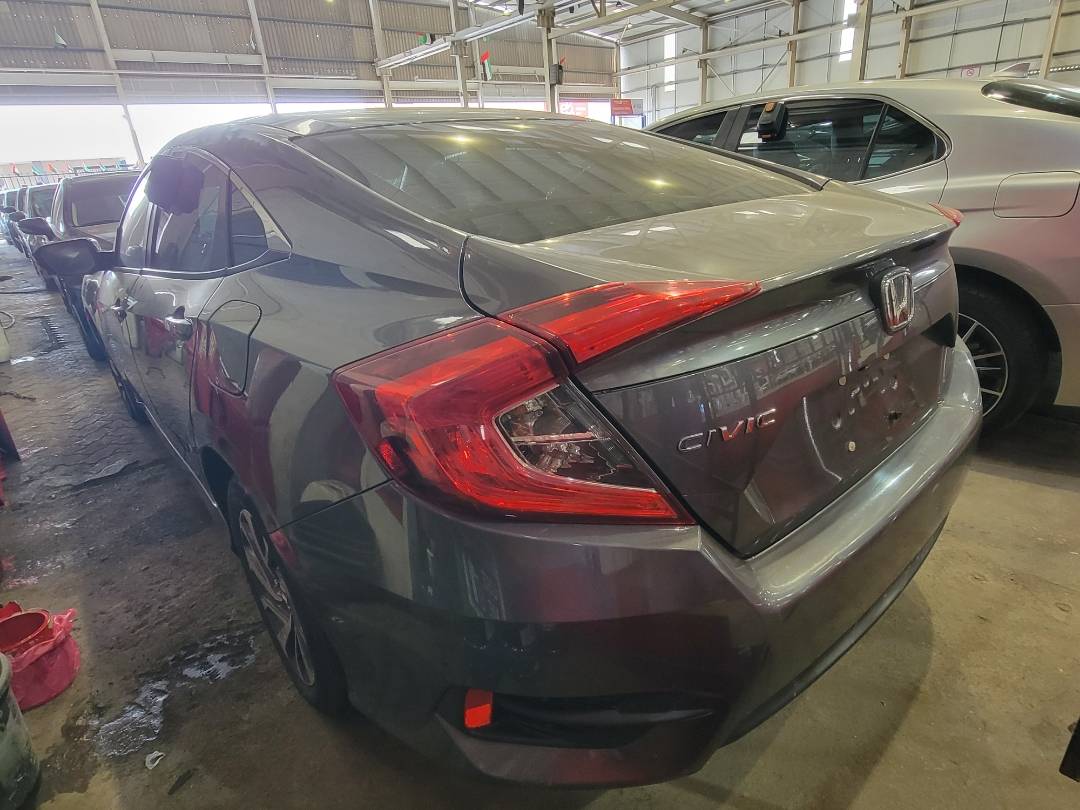 2016 HONDA CIVIC — 259794 KM — Lot H002827 — Main - Marhaba Auctions Used Cars - Image 5