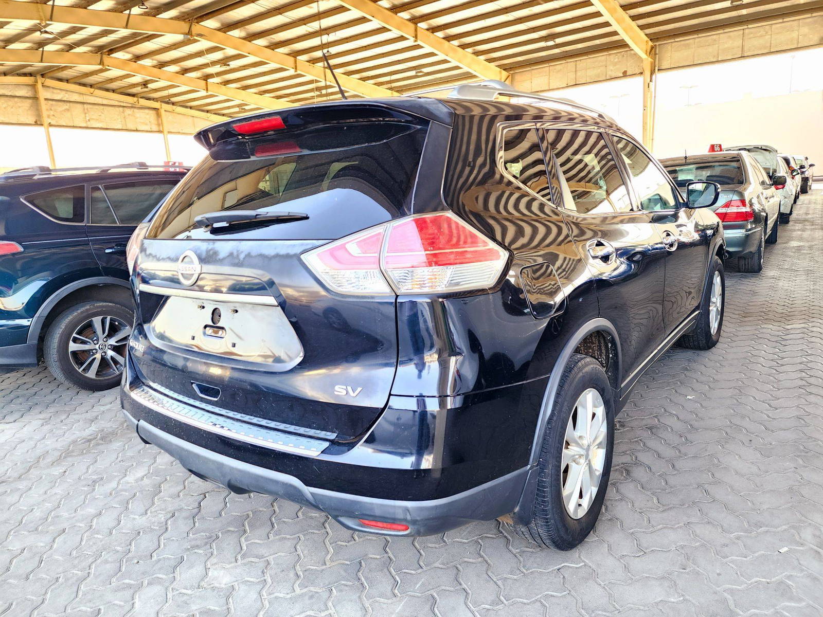 2015 NISSAN ROGUE — 261907 Miles — Lot T6FP524328 — Souq - Marhaba Auctions Used Cars - Image 3