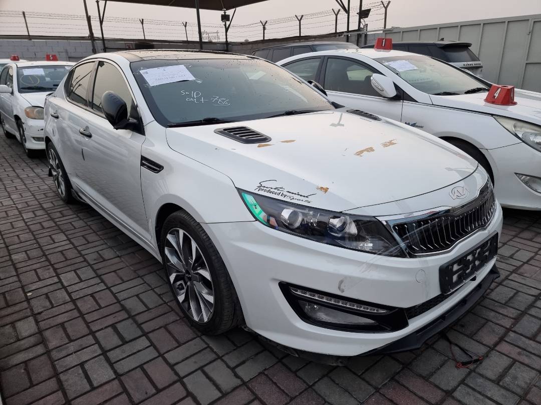 2011 KIA K5 — 127544 KM — Lot 029748 — Ind. 12 - Marhaba Auctions Used Cars - Image 3