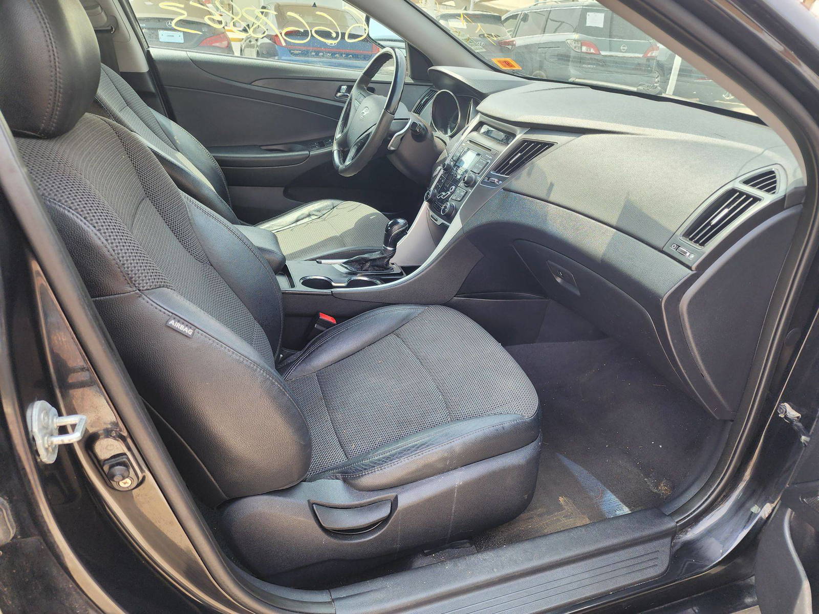 2011 HYUNDAI SONATA — 227053 Miles — Lot 66678863 — Main - Marhaba Auctions Used Cars - Image 8