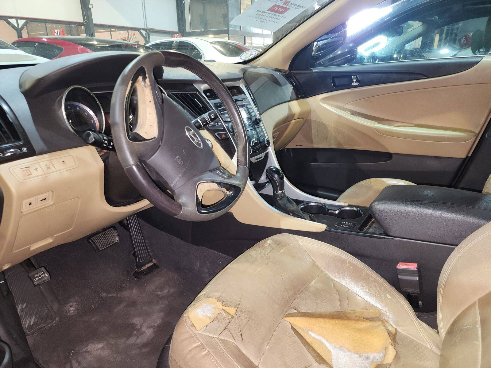 HYUNDAI SONATA 2012 - Marhaba Auction Used Cars - Image 8