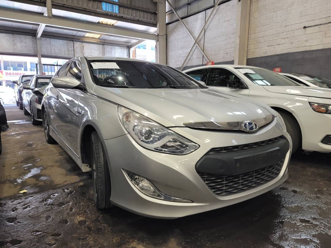 2012 HYUNDAI SONATA — 333029 KM — Lot 040768 — Main - Marhaba Auctions Used Cars - Image 4