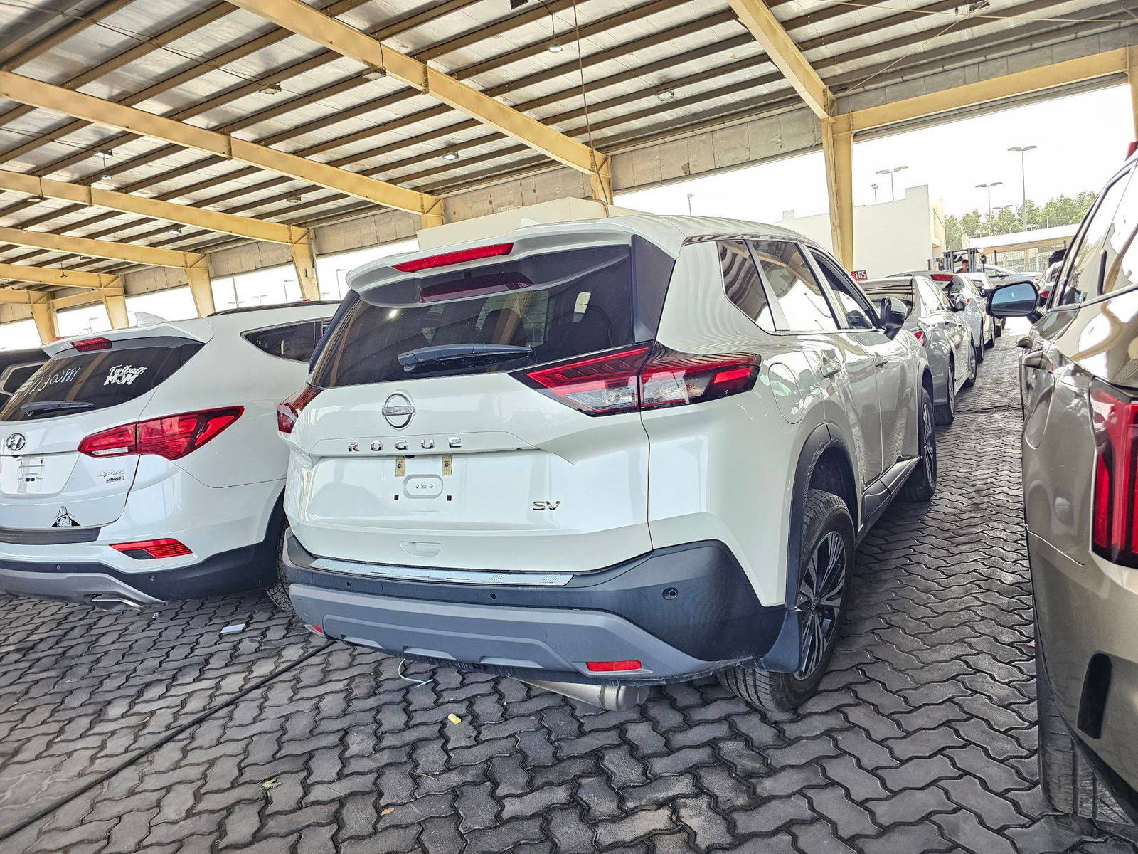 2023 NISSAN ROGUE — 79489 Miles — Lot 7PC759286 — Souq - Marhaba Auctions Used Cars - Image 3