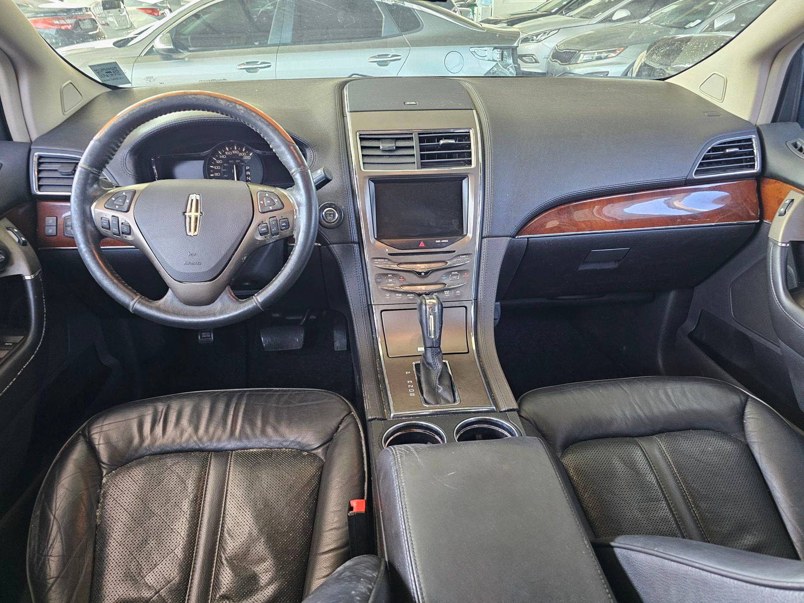 2013 LINCOLN MKX — 181036 KM — Lot L47148 — Souq - Marhaba Auctions Used Cars - Image 7