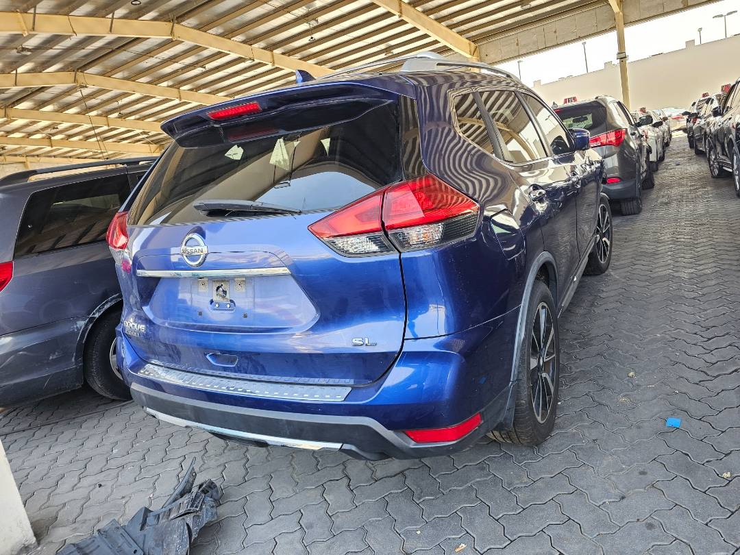 NISSAN ROGUE