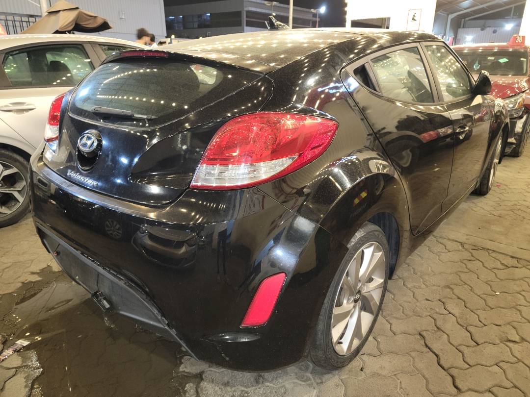 2017 HYUNDAI VELOSTER — 148244 Miles — Lot 38285790 - Marhaba Auctions Used Cars - Image 3