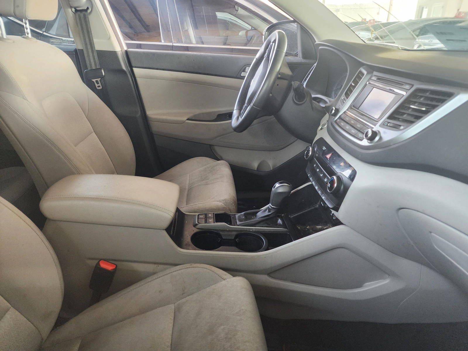 2017 HYUNDAI TUCSON — 72967 Miles — Lot 68653103 - Marhaba Auctions Used Cars - Image 8