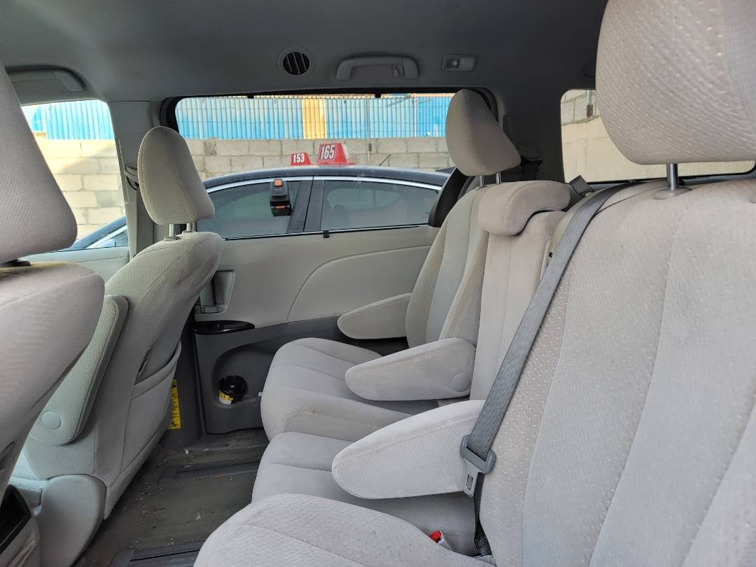 2013 TOYOTA SIENNA — 264964 Miles — Lot C8DS345675 — Main - Marhaba Auctions Used Cars - Image 7