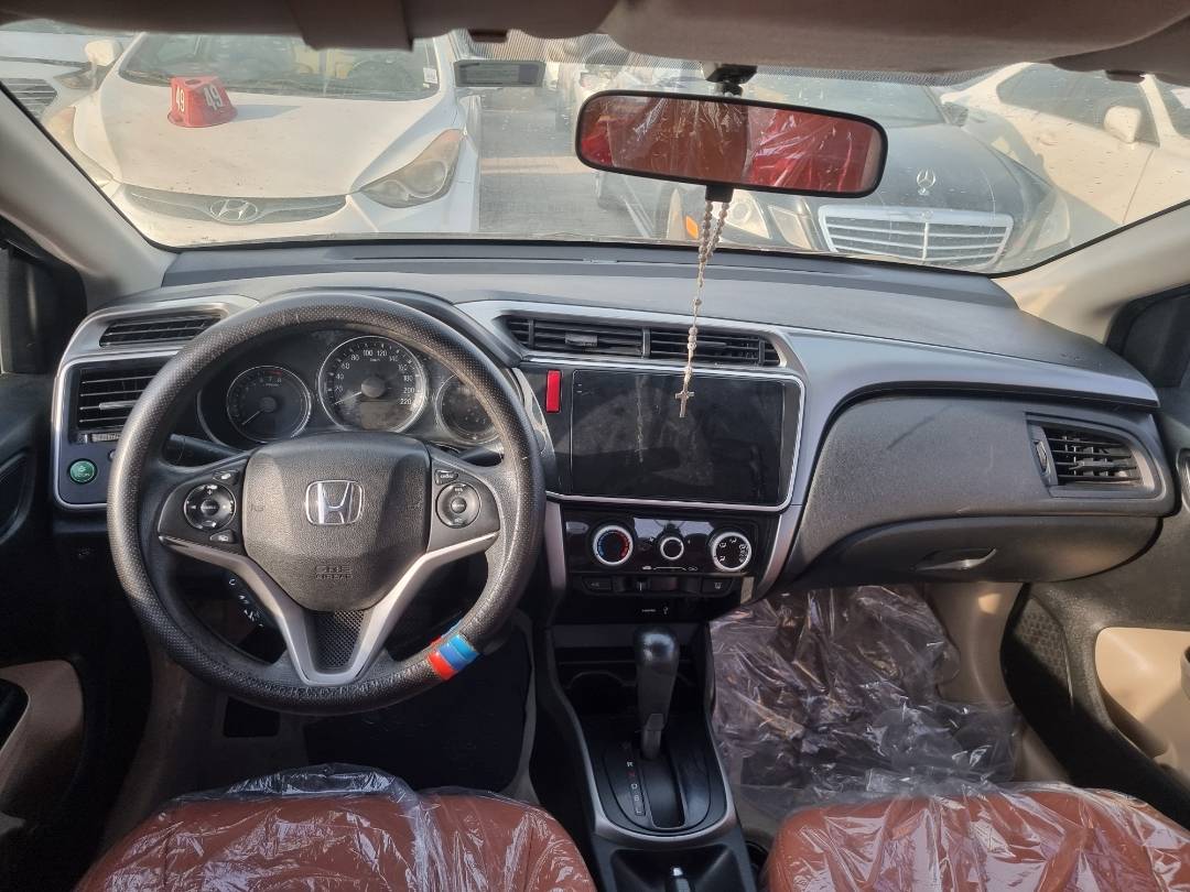 2014 HONDA CITY — 206626 KM — Lot 030327 — Ind. 12 - Marhaba Auctions Used Cars - Image 7