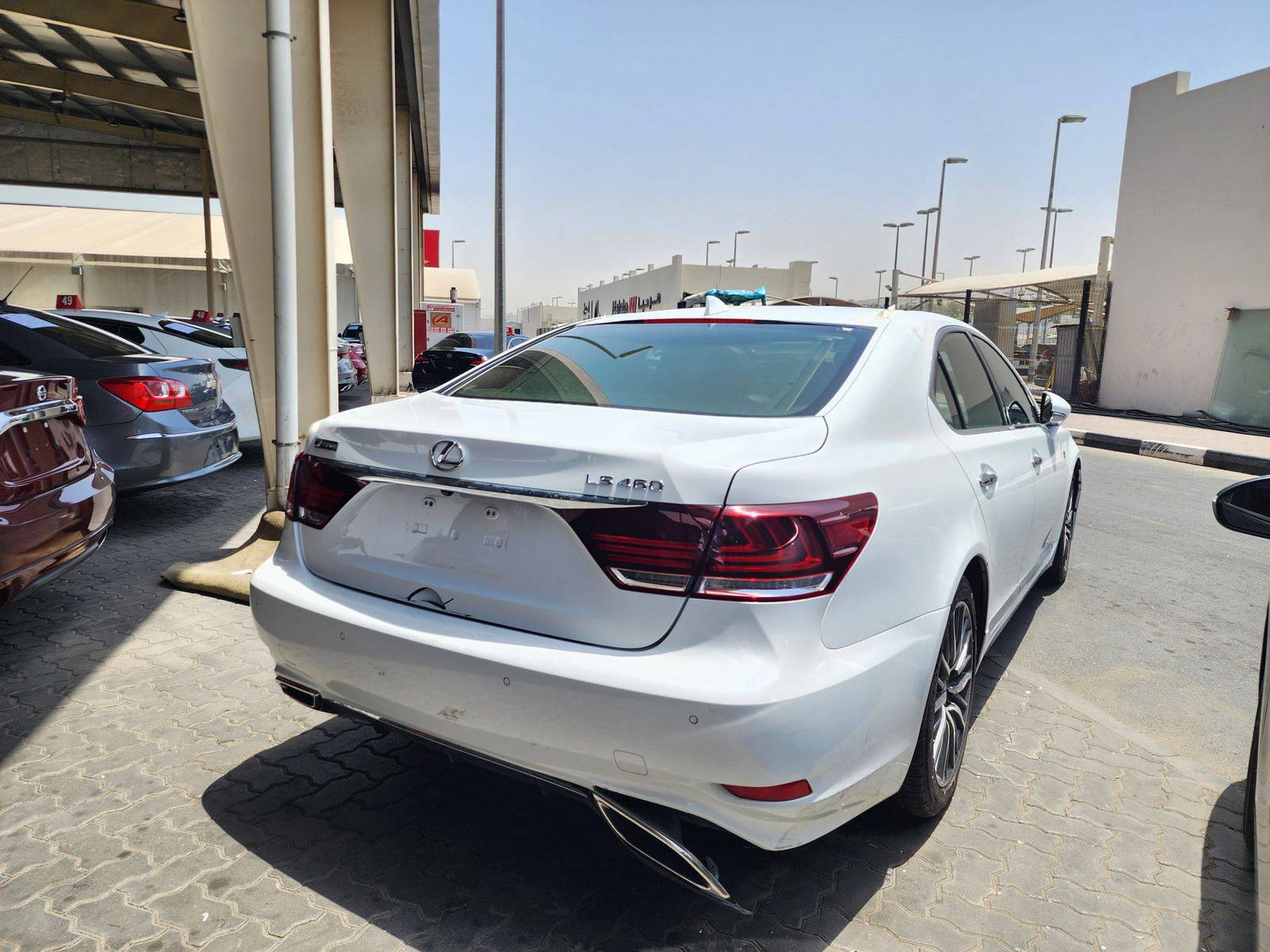 2016 LEXUS LS 460 — 96254 Miles — Lot G5140145 — Souq - Marhaba Auctions Used Cars - Image 3