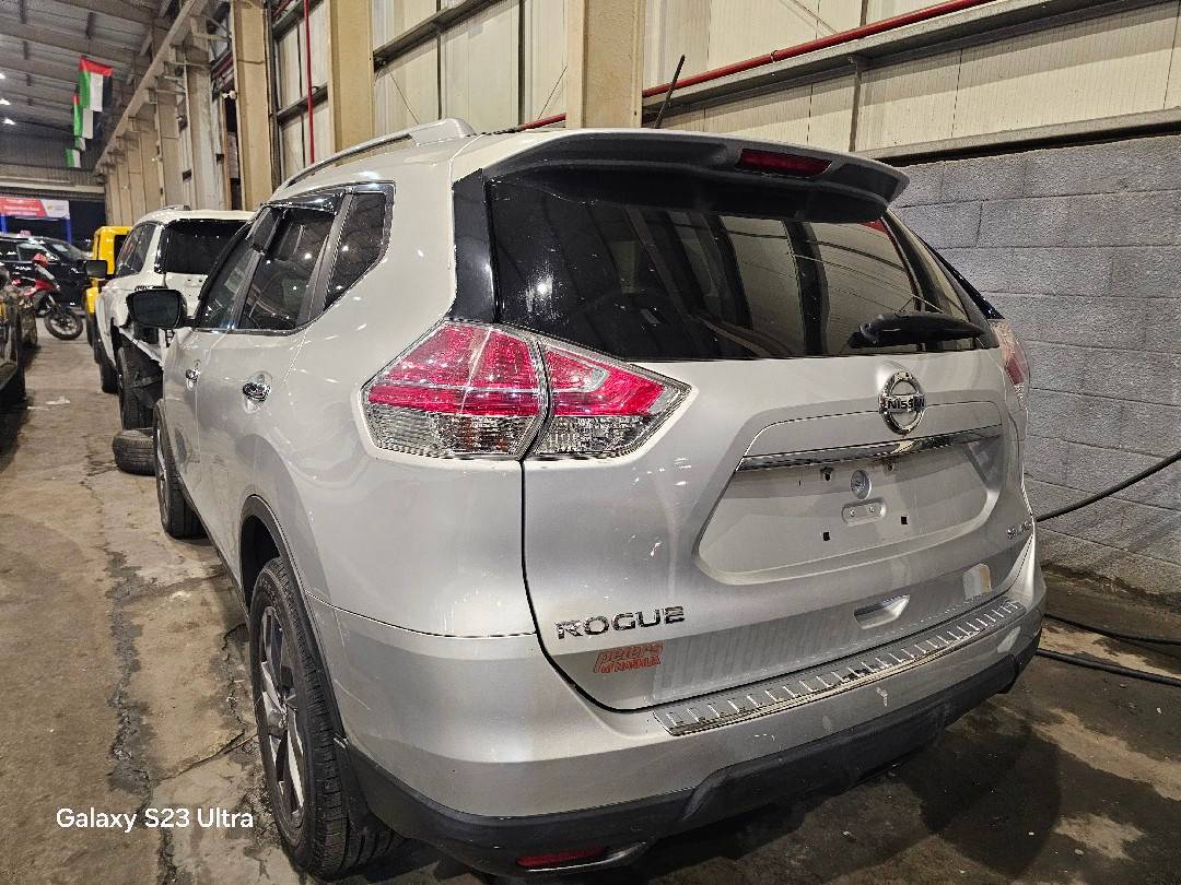 NISSAN ROGUE