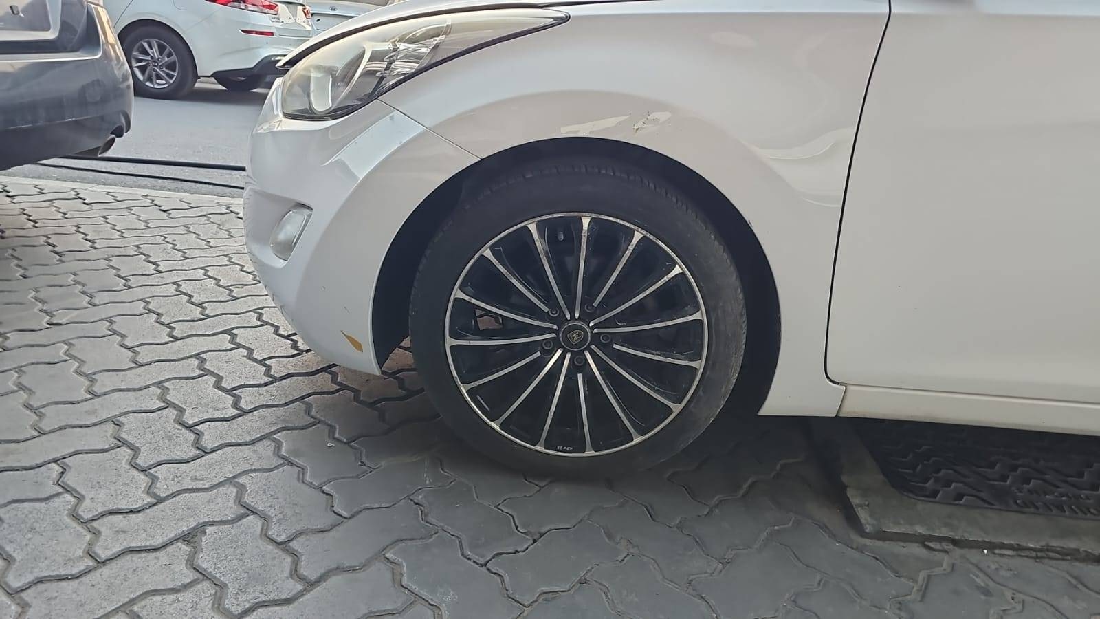 HYUNDAI AVANTE 2012 - Marhaba Auction Used Cars - Image 11