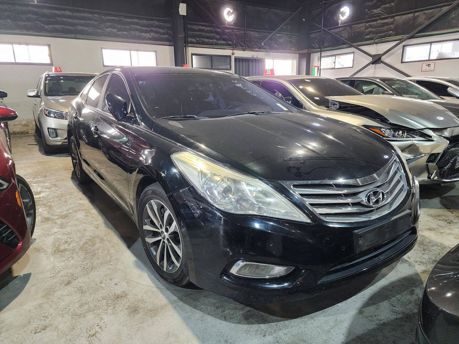 2012 HYUNDAI GRANDEUR — 178750 KM — Lot 099441 — Ind. 12 - Marhaba Auctions Used Cars - Image 3