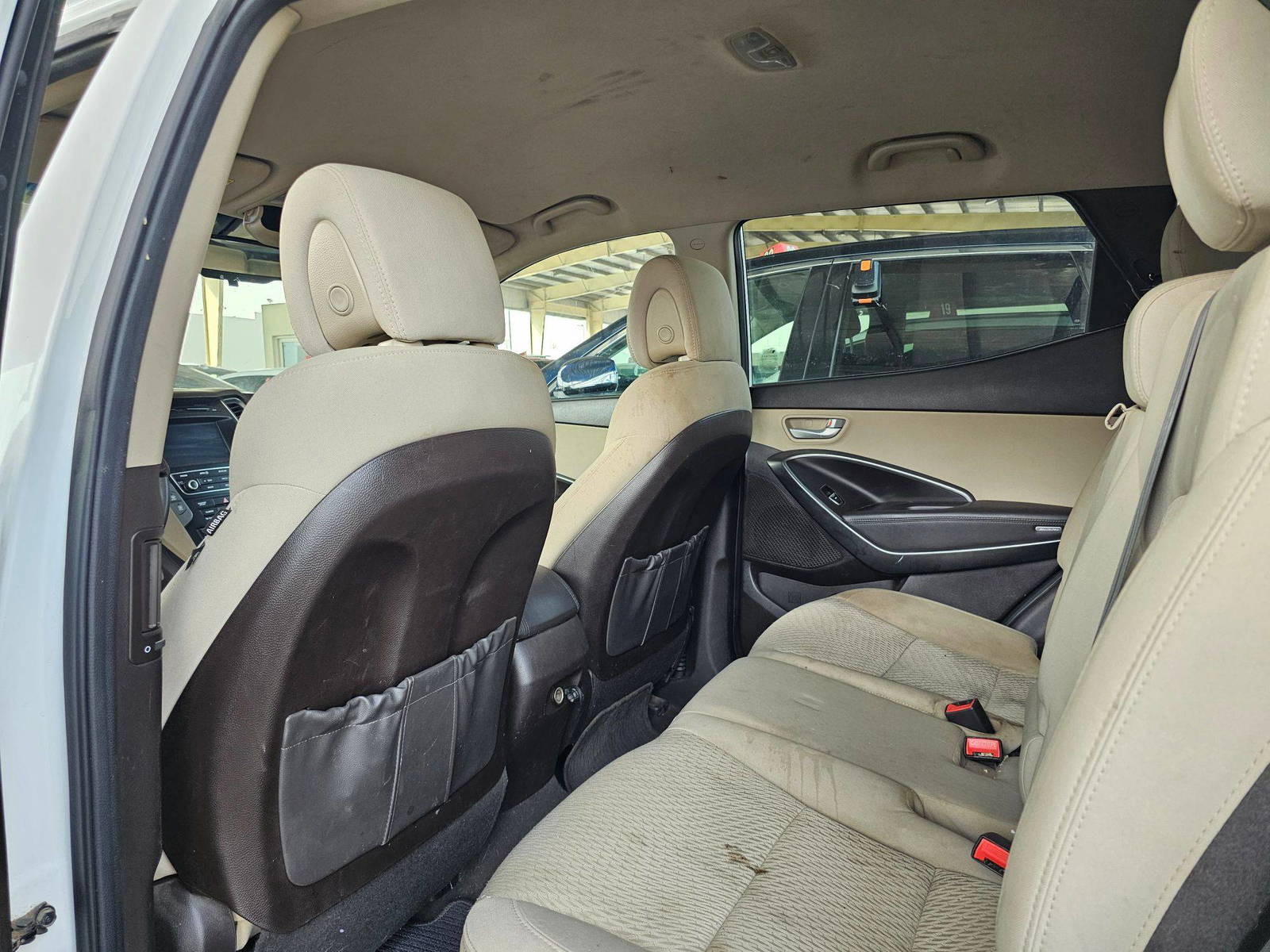 HYUNDAI SANTA FE SPORT 2017 - Marhaba Auction Used Cars - Image 6