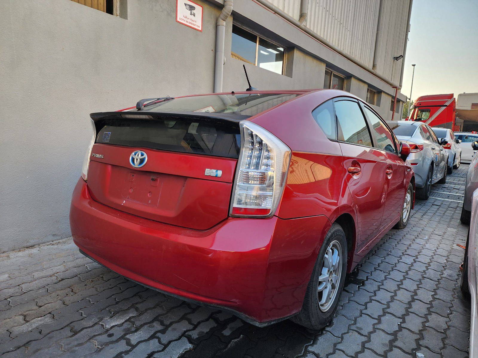 2010 TOYOTA PRIUS — 233974 Miles — Lot 39907521 — Al Quoz - Marhaba Auctions Used Cars - Image 3
