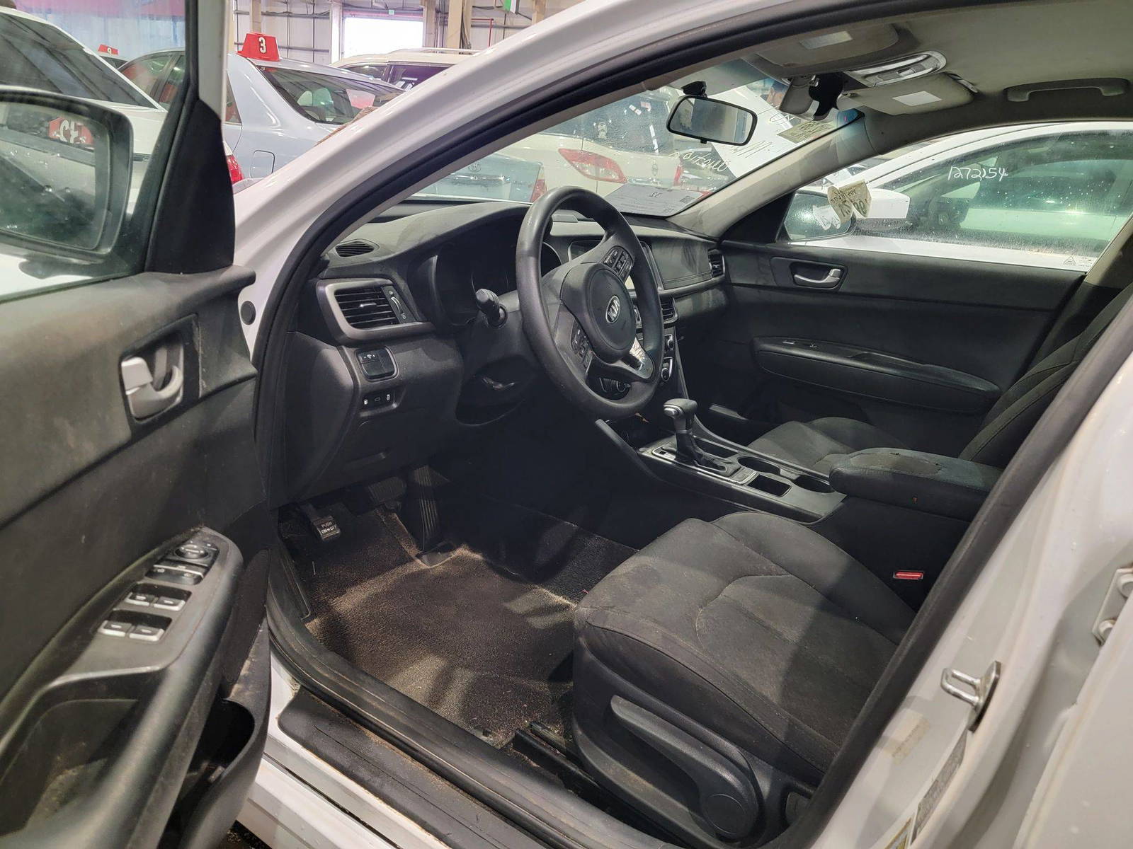 KIA OPTIMA 2018 - Marhaba Auction Used Cars - Image 8