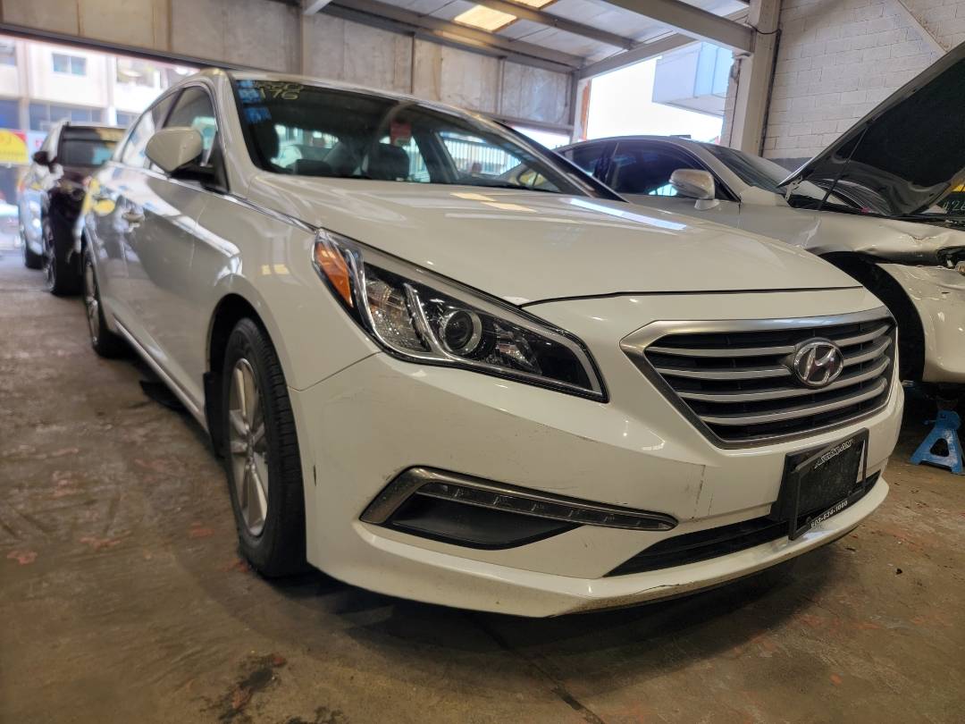 2015 HYUNDAI SONATA — 117702 Miles — Lot H205297 — Souq - Marhaba Auctions Used Cars - Image 3