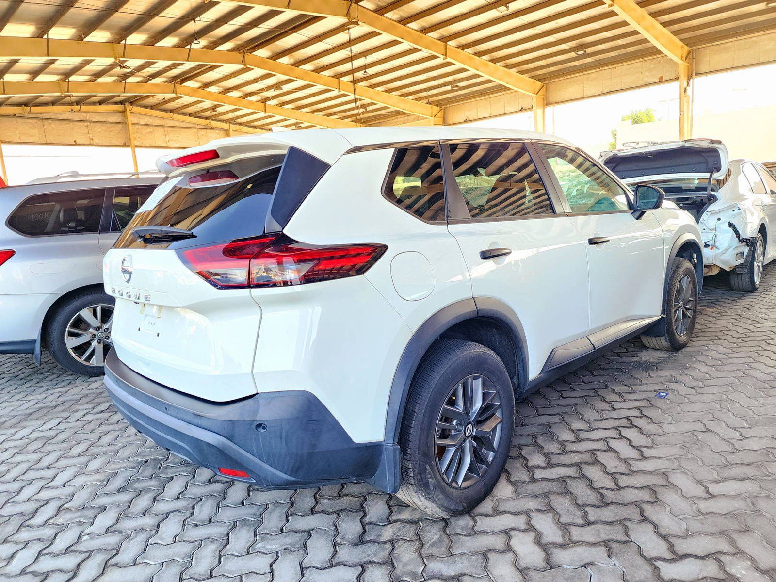 2021 NISSAN ROGUE — 38943 Miles — Lot 71162774 — Souq - Marhaba Auctions Used Cars - Image 3
