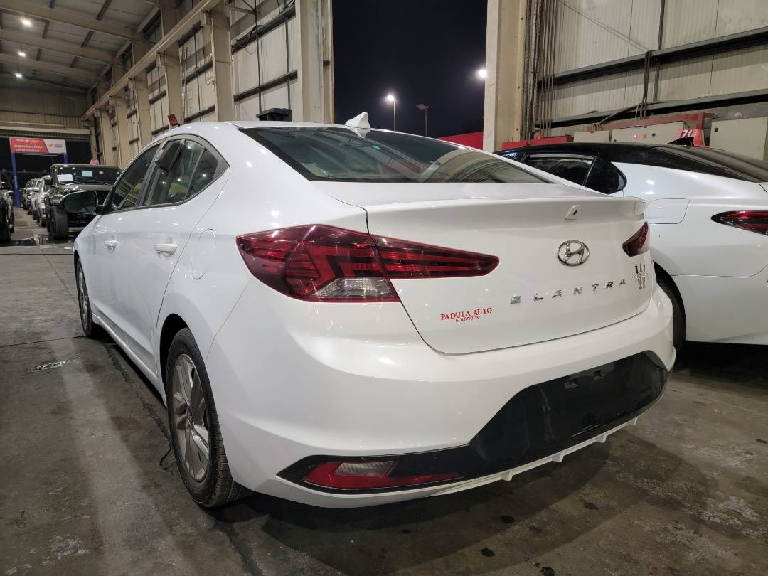 2019 HYUNDAI ELANTRA — 115942 Miles — Lot 423018 — Main - Marhaba Auctions Used Cars - Image 4