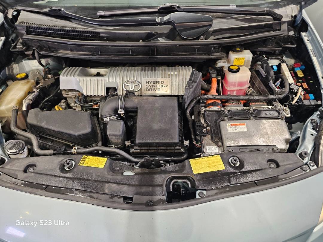 2012 TOYOTA PRIUS — 273513 Miles — Lot C5522591 — Main - Marhaba Auctions Used Cars - Image 11