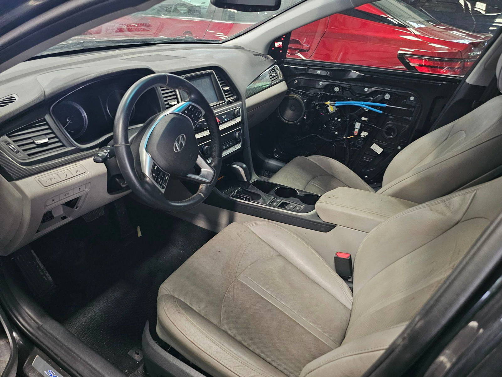 HYUNDAI SONATA 2019 - Marhaba Auction Used Cars - Image 8