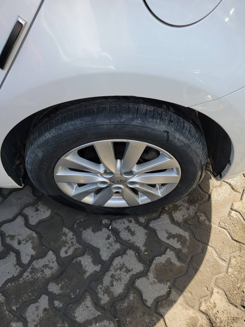 2013 KIA K3 — 136934 KM — Lot 044646 — Main - Marhaba Auctions Used Cars - Image 9