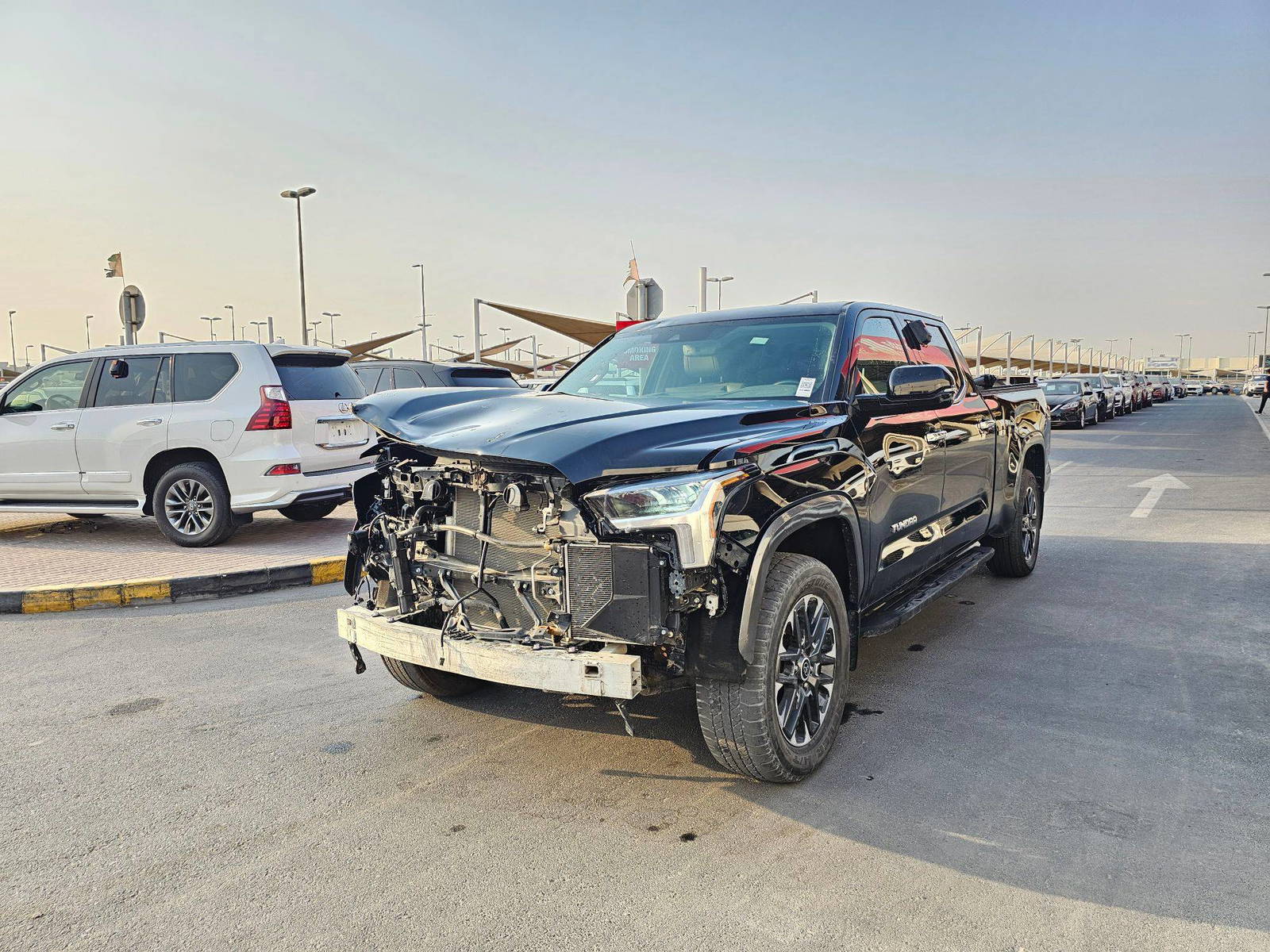2023 TOYOTA TUNDRA — 47710 KM — Lot 76721924 — Souq - Marhaba Auctions Used Cars - Image 5