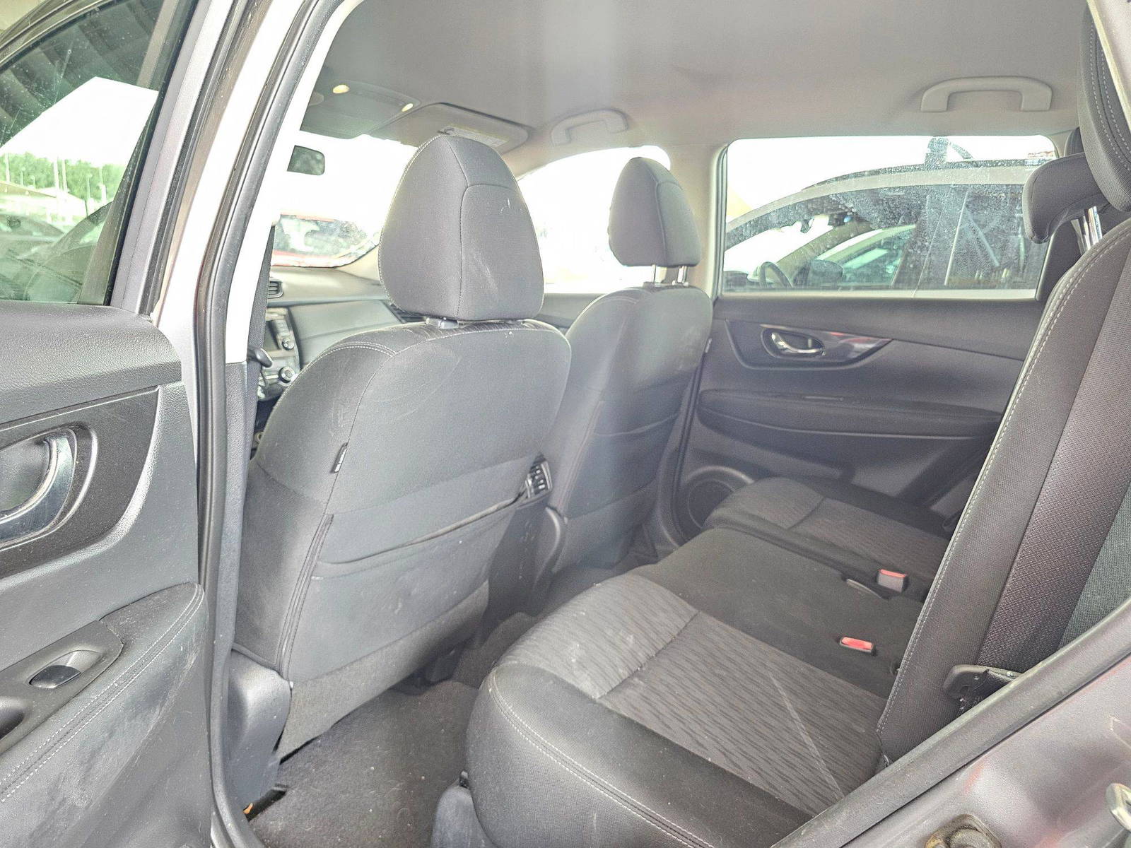 2018 NISSAN ROGUE — 134350 Miles — Lot MV1JP533674 — Souq - Marhaba Auctions Used Cars - Image 6