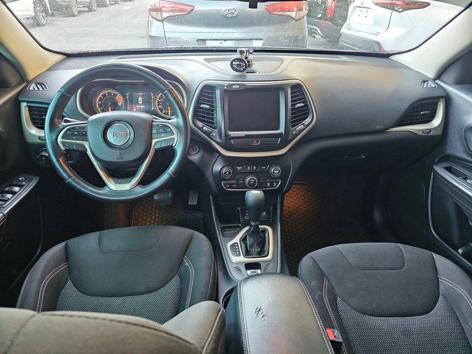 2016 JEEP CHEROKEE LATITUDE — 166797 KM — Lot PJLCS7GW281456 — Souq - Marhaba Auctions Used Cars - Image 7
