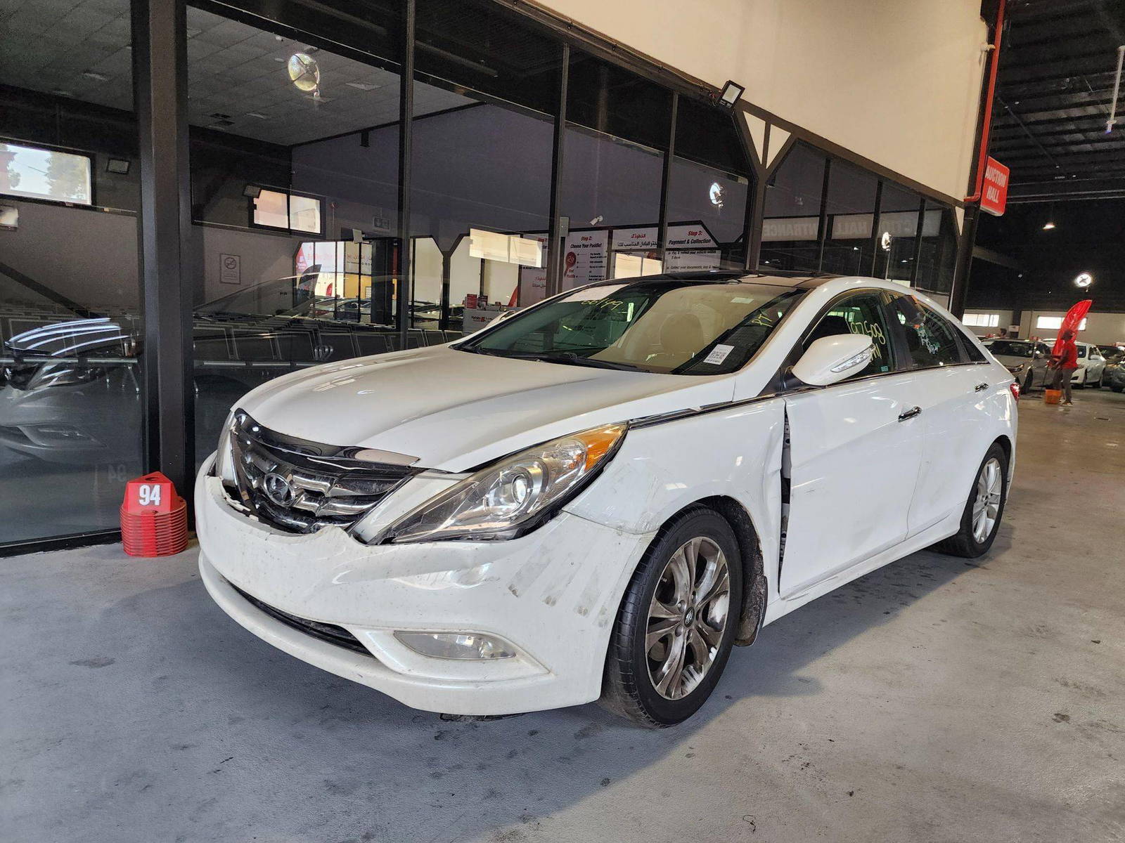 2012 HYUNDAI SONATA — 197508 Miles — Lot 28903 — Al Quoz - Marhaba Auctions Used Cars - Image 6