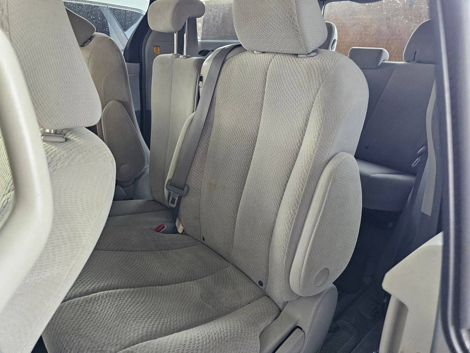 2011 TOYOTA SIENNA — 228078 Miles — Lot 43848021 - Marhaba Auctions Used Cars - Image 8