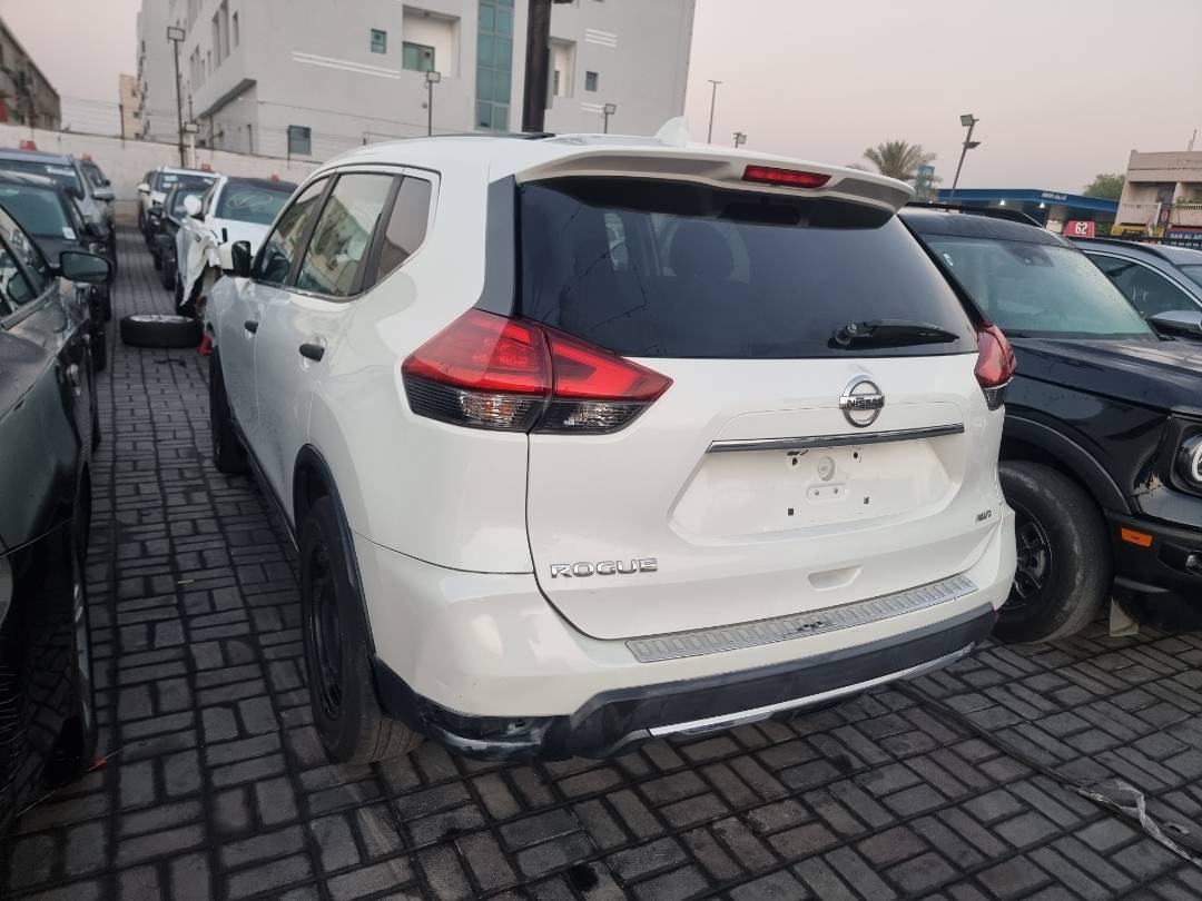 NISSAN ROGUE 2017 - Marhaba Auction Used Cars - Image 5