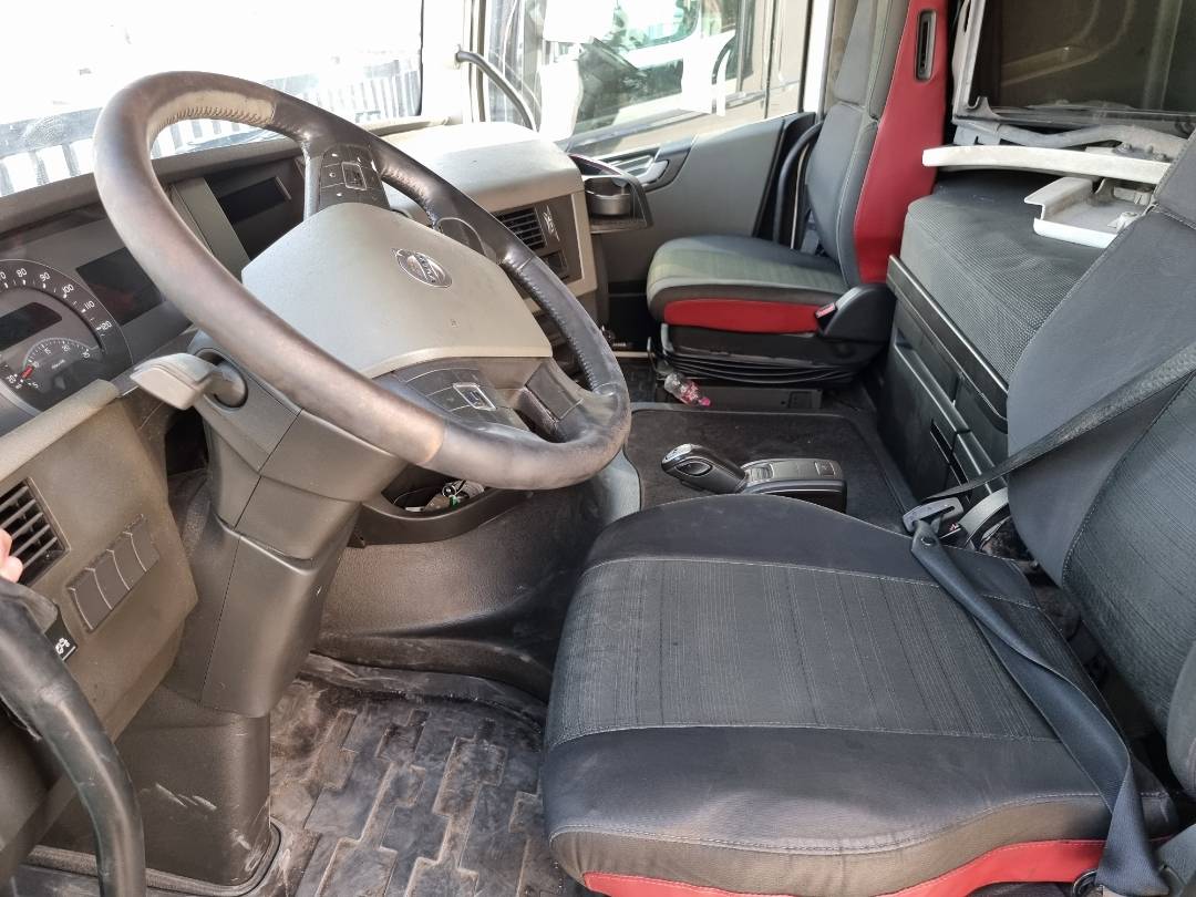2014 VOLVO FH-Series — Lot 669320 — Ind. 12 - Marhaba Auctions Used Cars - Image 6