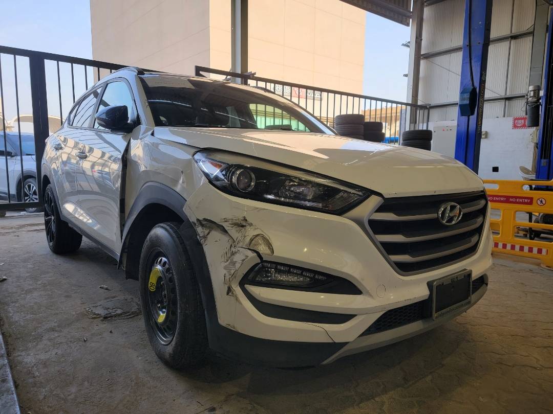 2017 HYUNDAI TUCSON — 107401 Miles — Lot 543474 — Main - Marhaba Auctions Used Cars - Image 4