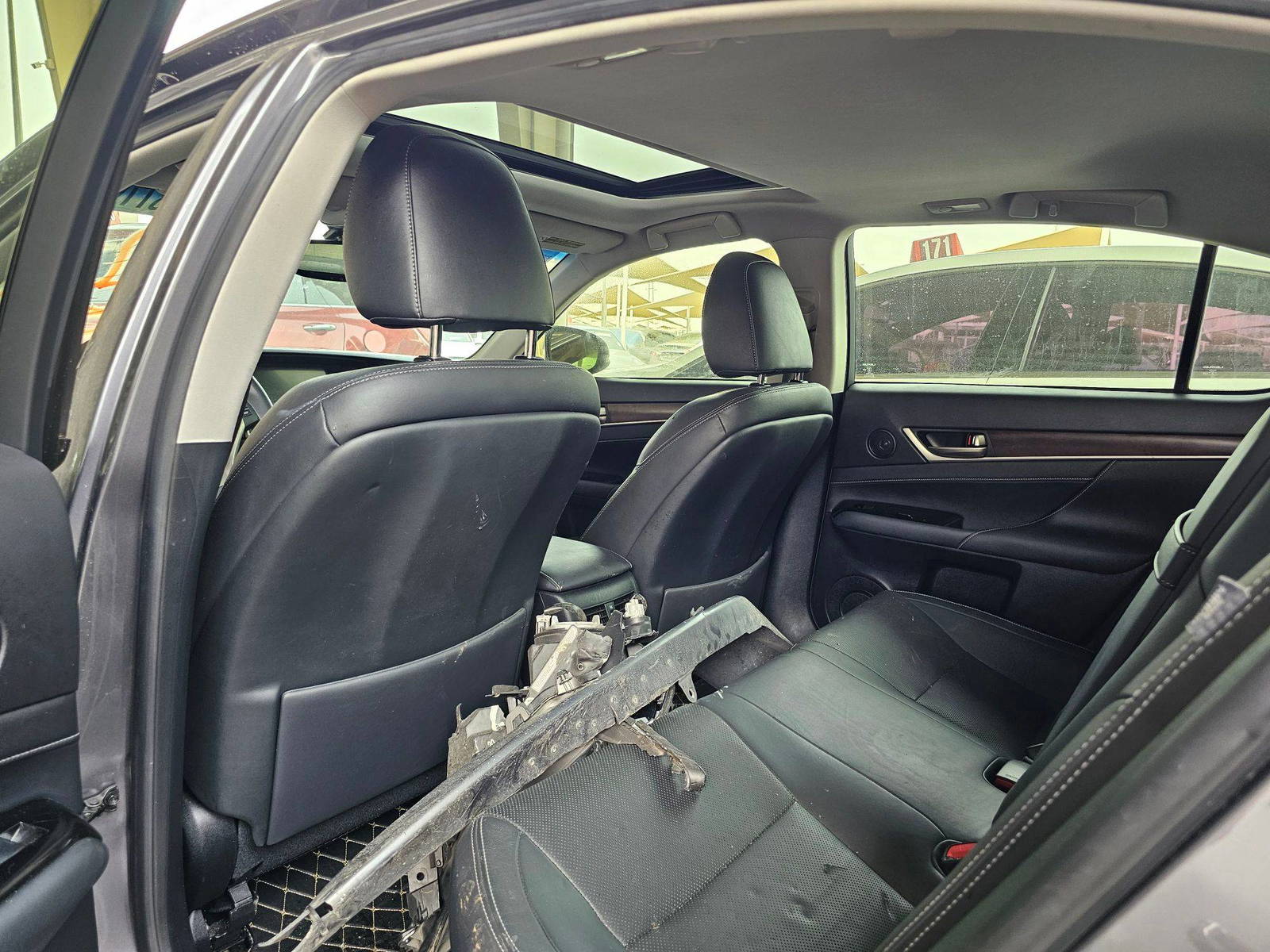2013 LEXUS GS 350 — 109873 Miles — Lot BL6D5026777 — Souq - Marhaba Auctions Used Cars - Image 6