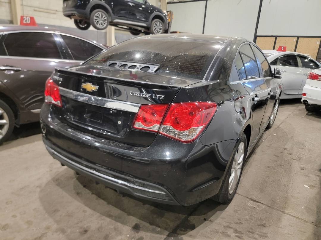 2014 CHEVROLET CRUIZE — 102867 KM — Lot 15678 — Main - Marhaba Auctions Used Cars - Image 3