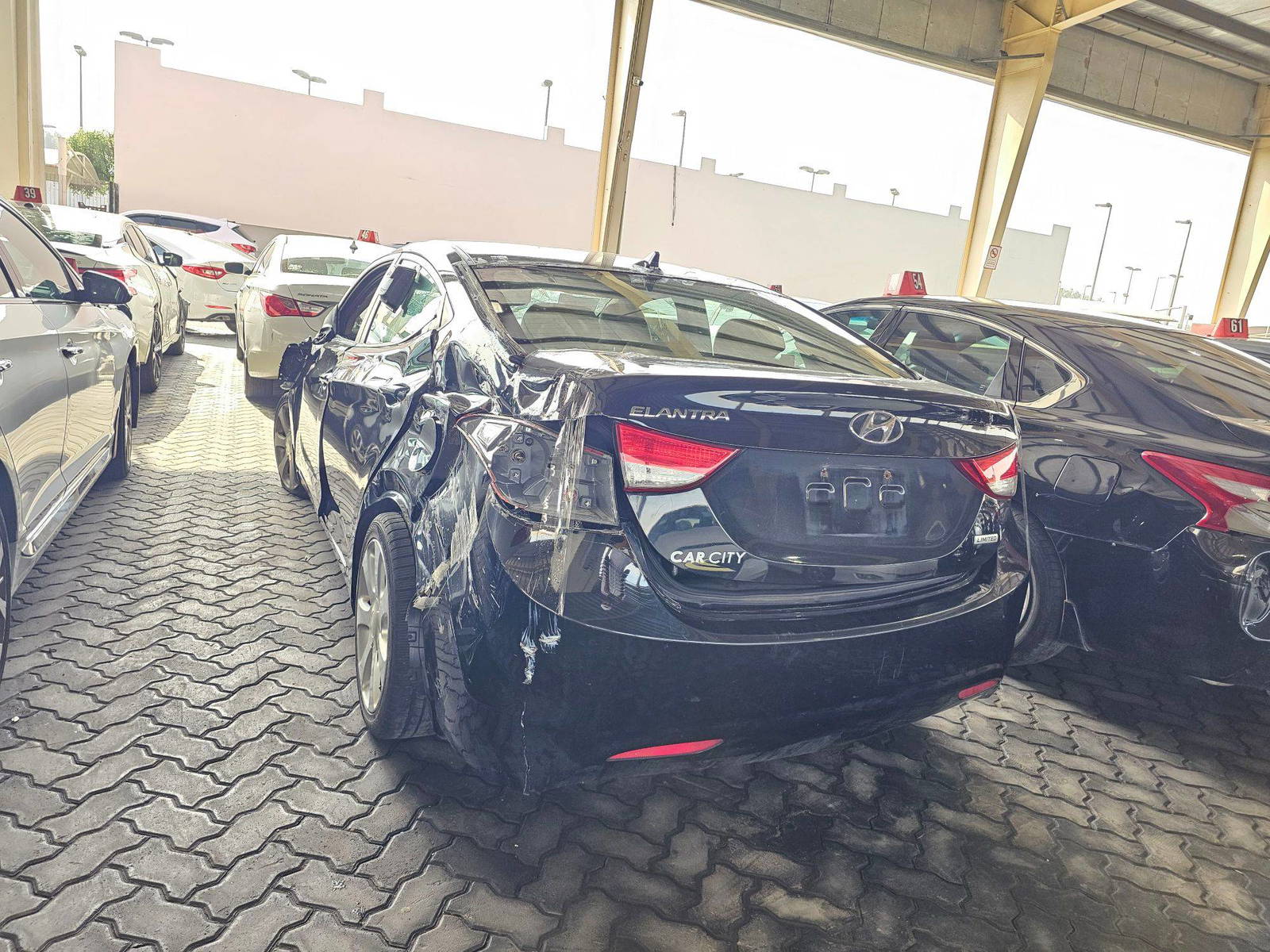 2013 HYUNDAI ELANTRA — 175419 Miles — Lot 744961 — Ind. 12 - Marhaba Auctions Used Cars - Image 4