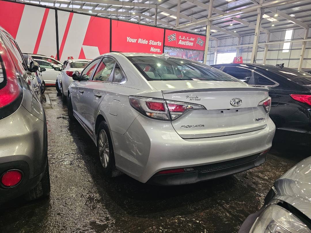 2016 HYUNDAI SONATA — 132285 Miles — Lot 69607755 — Main - Marhaba Auctions Used Cars - Image 5