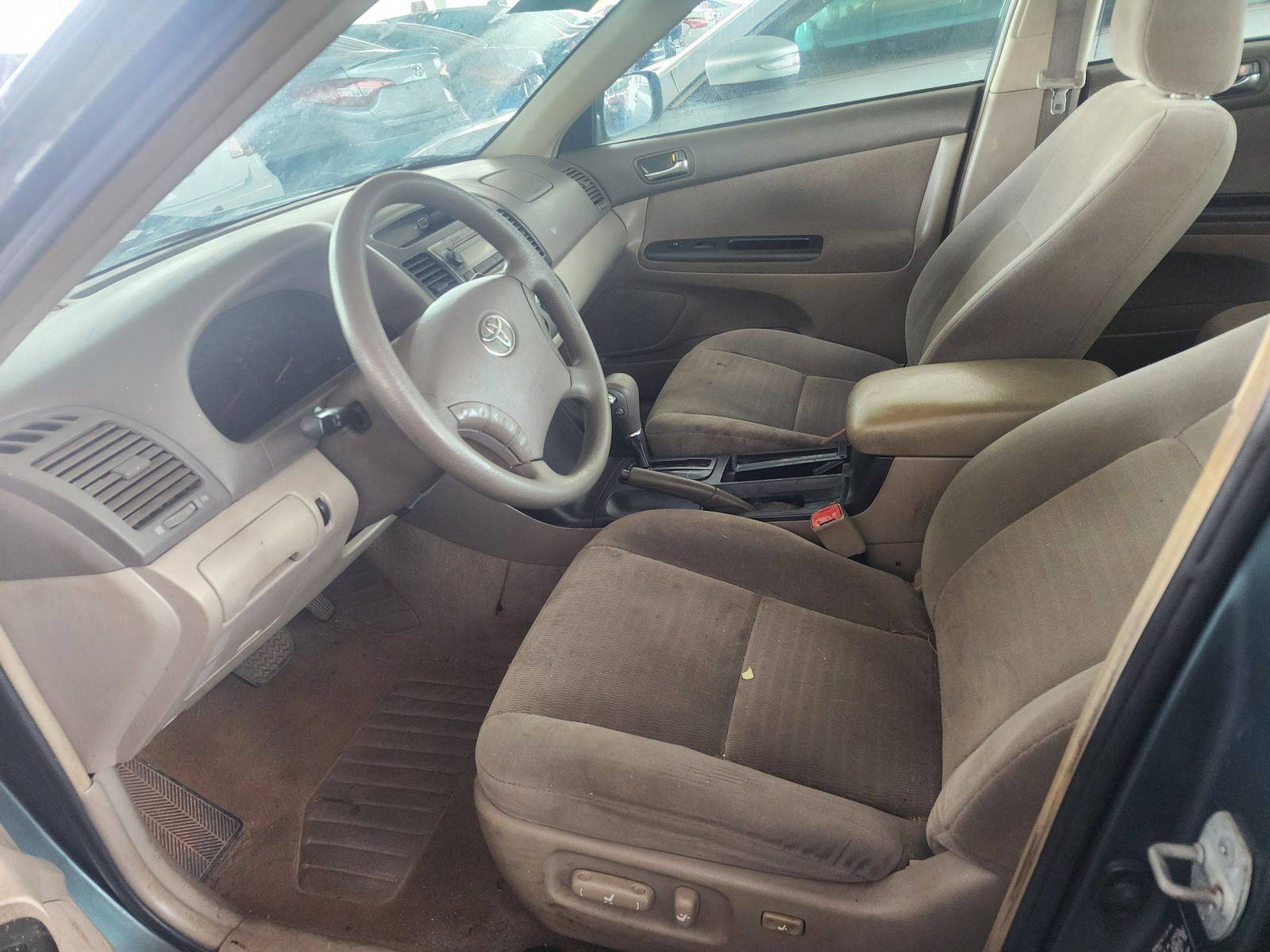 2006 TOYOTA CAMRY — 276611 Miles — Lot 38535525 — Souq - Marhaba Auctions Used Cars - Image 8
