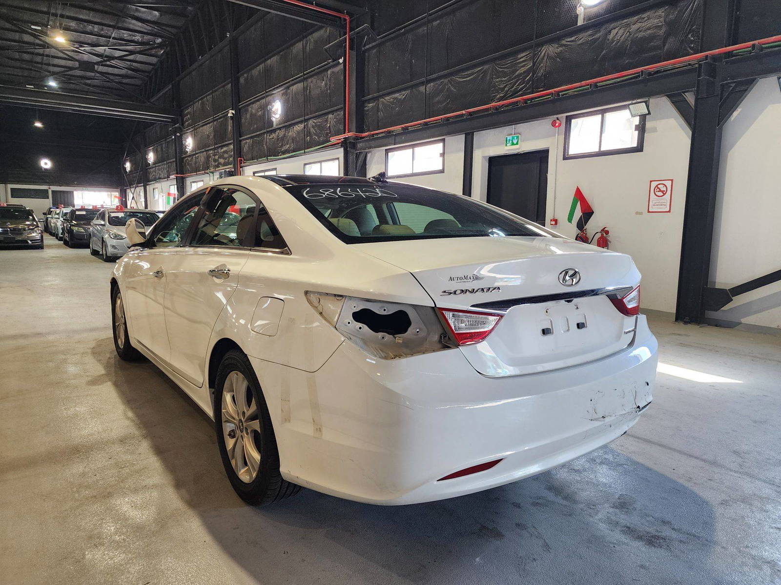 2013 HYUNDAI SONATA — 142304 Miles — Lot 86420 — Al Quoz - Marhaba Auctions Used Cars - Image 3