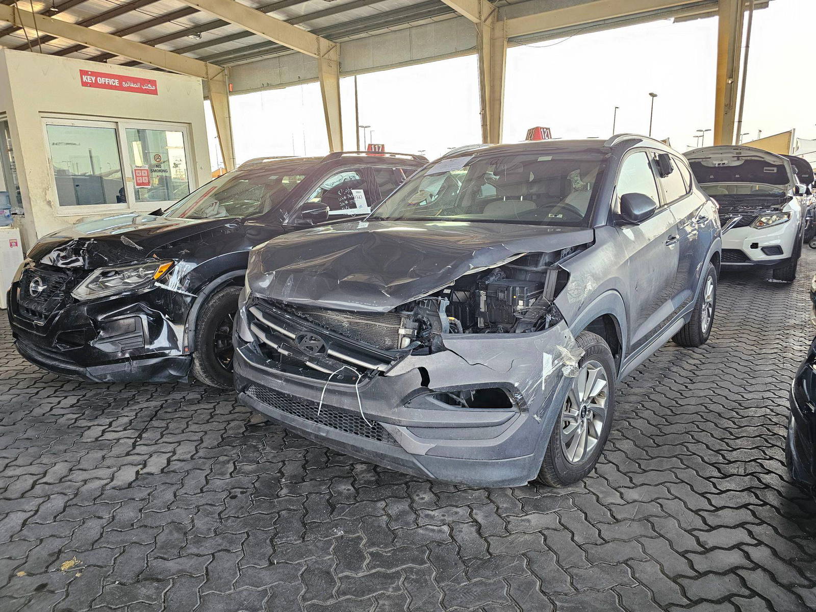 2017 HYUNDAI TUCSON — 164522 Miles — Lot HU295463 — Souq - Marhaba Auctions Used Cars - Image 14