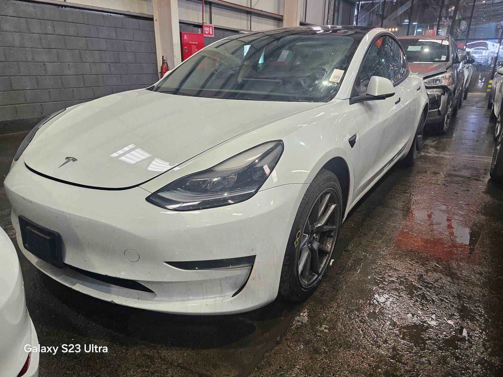 TESLA MODEL 3 2023 - Marhaba Auction Used Cars - Image 3