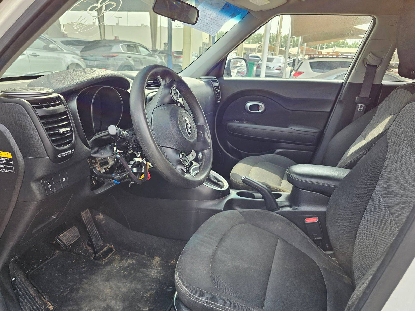 2018 KIA SOUL — 125825 Miles — Lot XJ7897977 — Souq - Marhaba Auctions Used Cars - Image 8