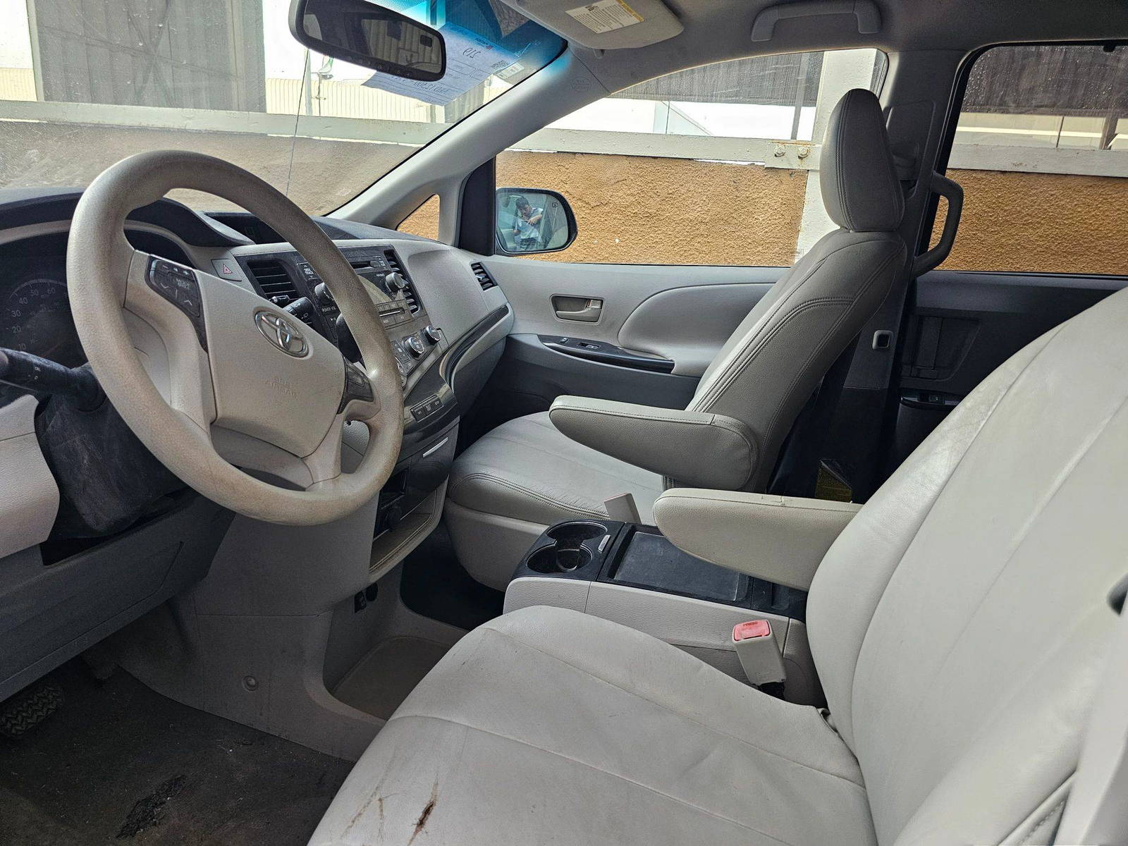 2011 TOYOTA SIENNA — 235808 Miles — Lot 5BS004926 — Main - Marhaba Auctions Used Cars - Image 8