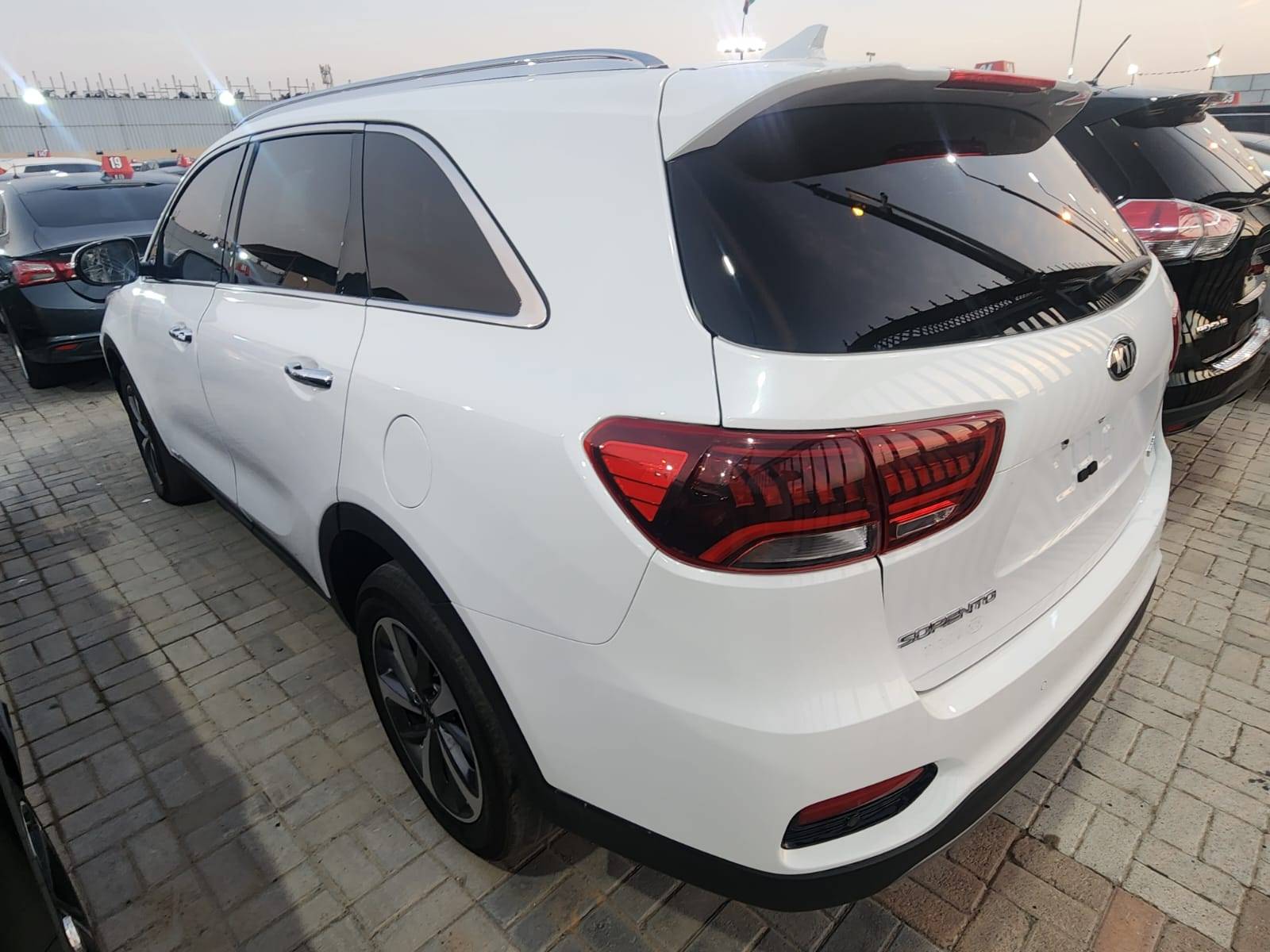 KIA SORENTO 2019 - Marhaba Auction Used Cars - Image 6
