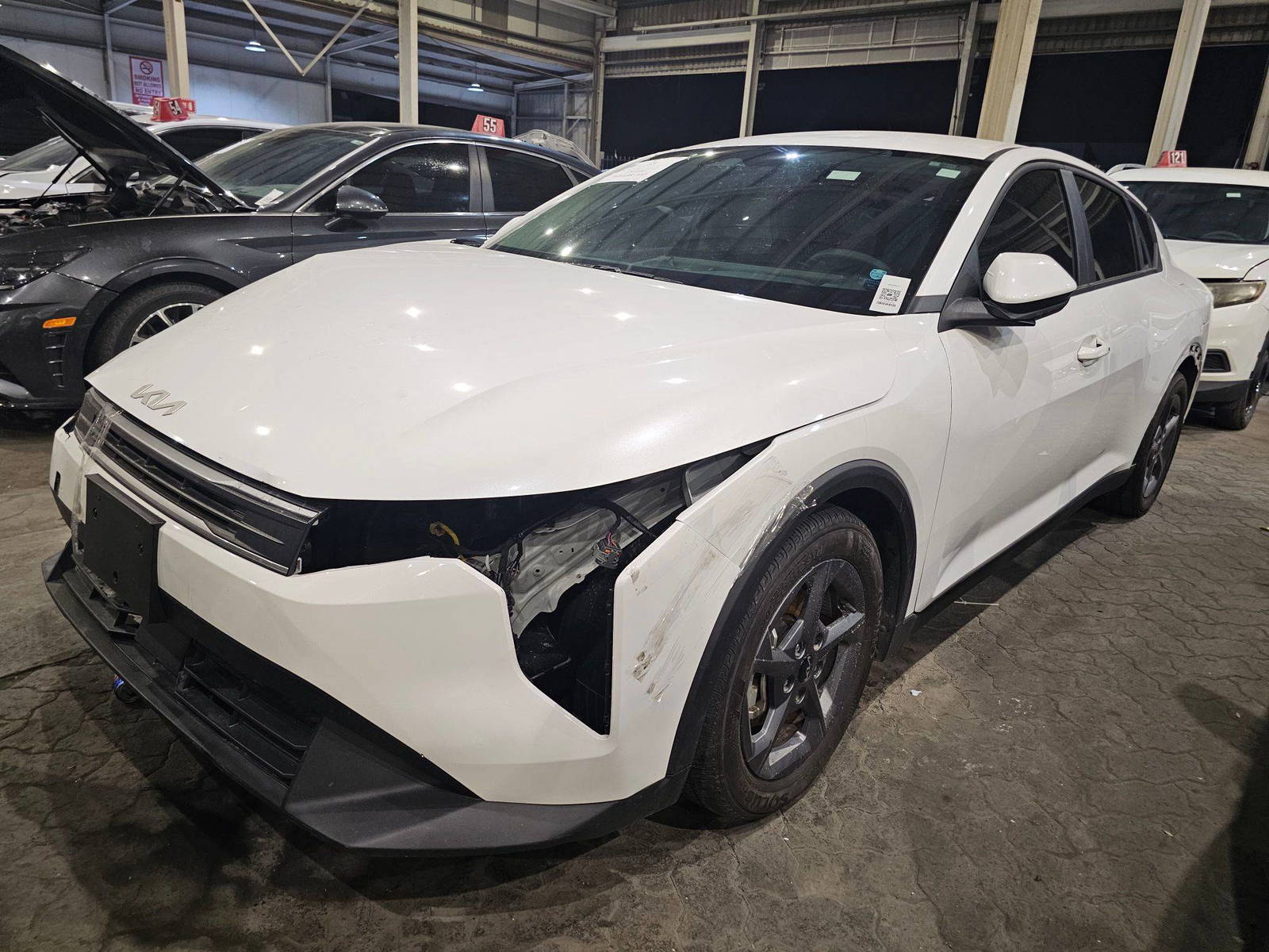 2025 KIA K4 — 17924 Miles — Lot SE046539 — Al Surrah - Marhaba Auctions Used Cars - Image 5